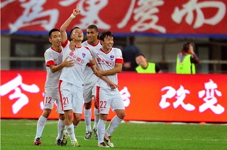 足球中超球队宣布换帅，前国脚正式接手