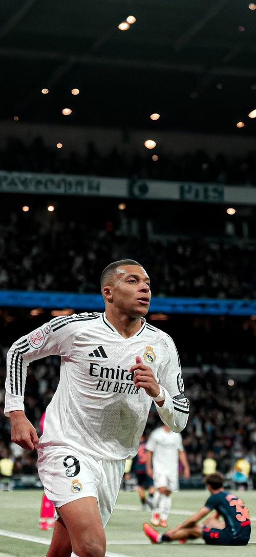 沃尔特马德：每次在纽卡进球基米希都会发短信祝贺，他人巨好