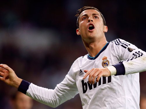 前锋头球破门，头球能力被放大关注